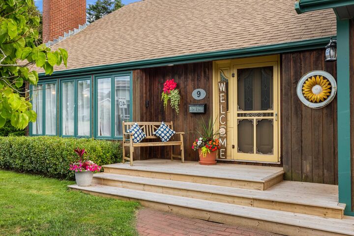 Property Photo:  9 Ash Drive  PE C1A 9A4 