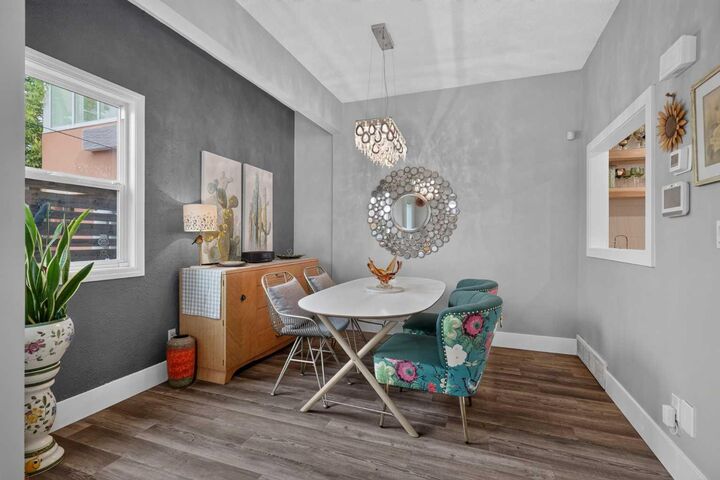 Property Photo: 1615 13 Avenue SW 107 AB T3C 0T8
