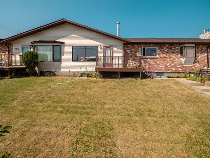 287 2 Avenue W — photo 1
