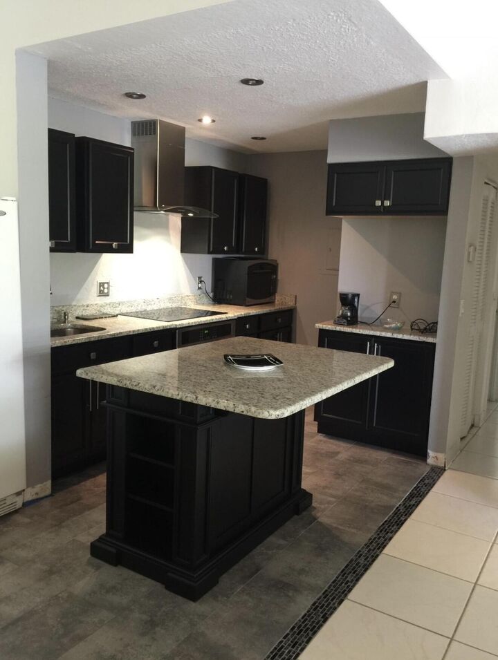 Property Photo:  629 Sea Pine Way F3  FL 33415 