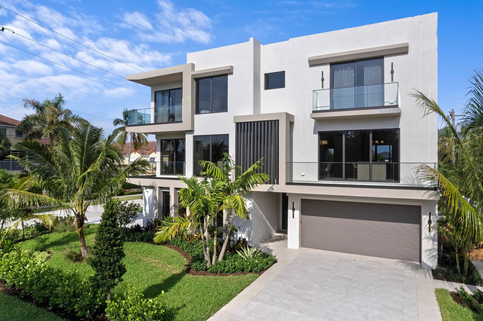Property Photo: 3099 Banyan Road B FL 33432