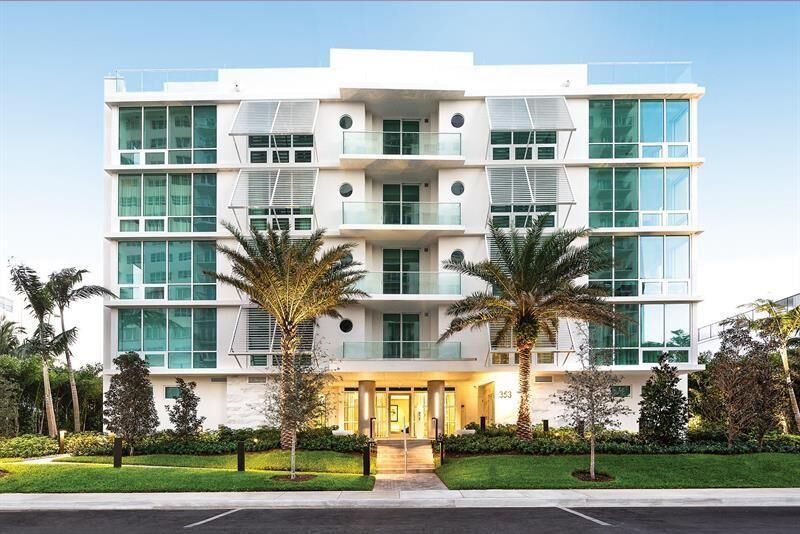 Property Photo: 353 Sunset Drive 202 FL 33301