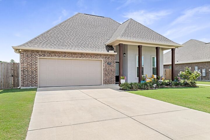 Property Photo:  6740 Little Cypress Loop  TX 77632 