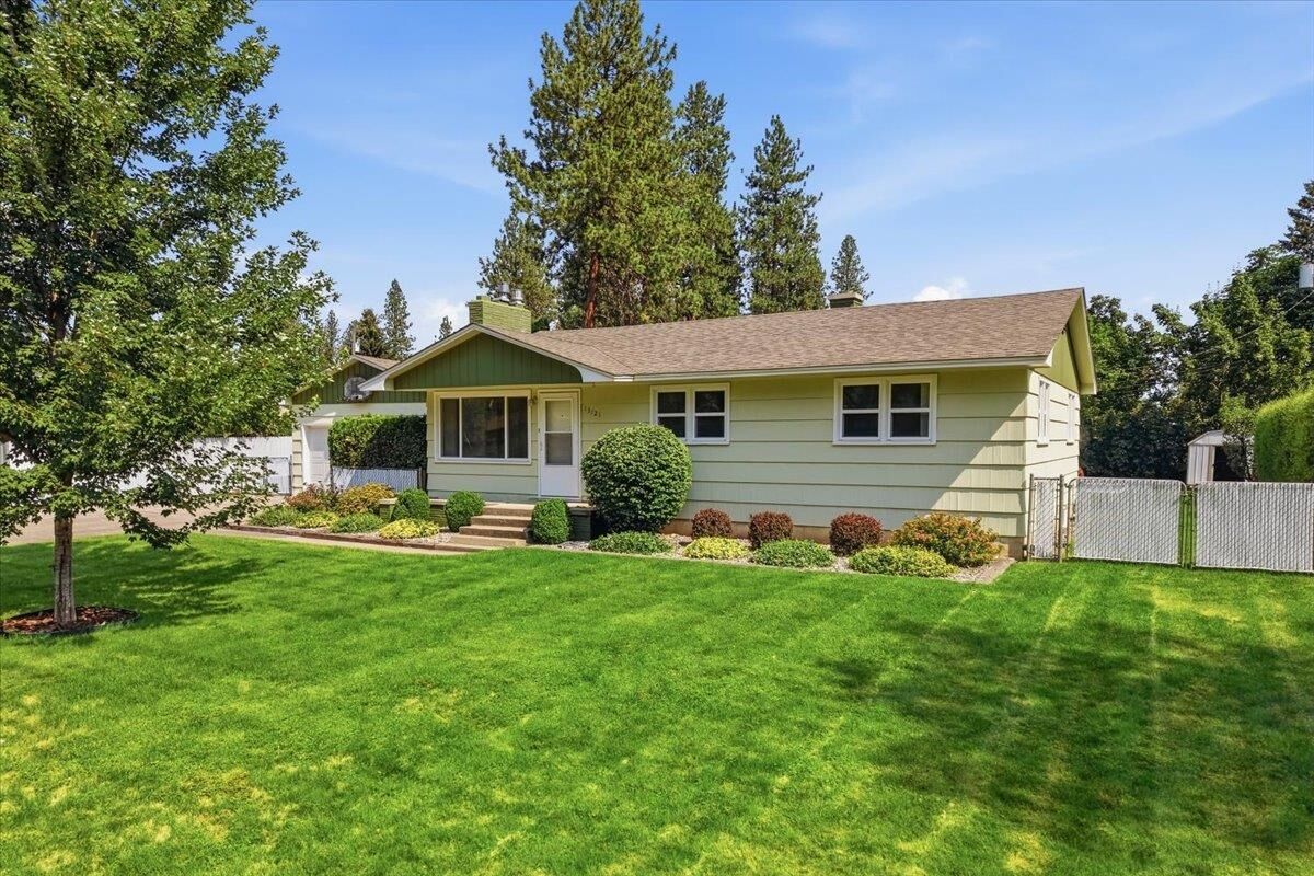 Property Photo: 13121 E Saltese Rd WA 99216