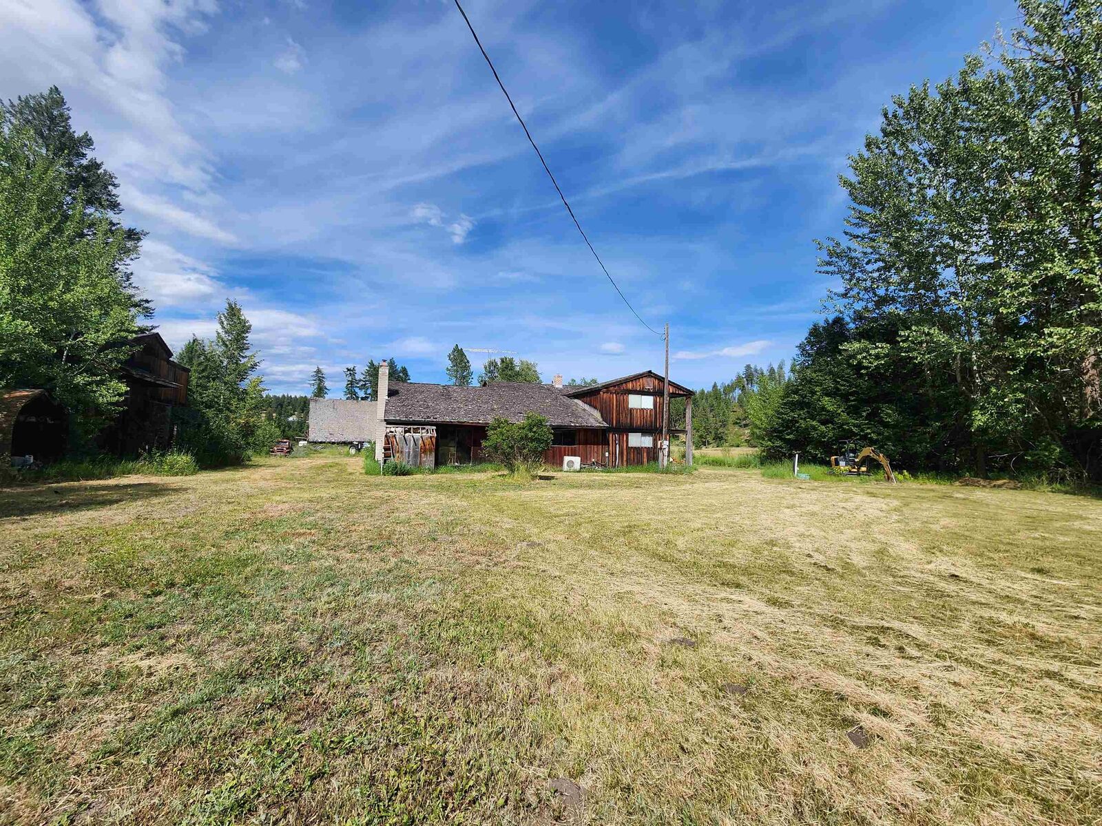 Property Photo: 942 Basin Rd WA 99114