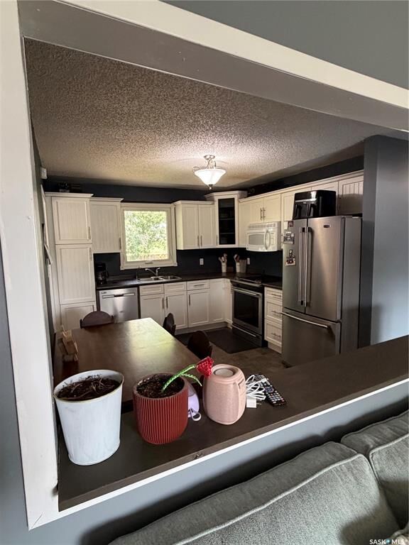 Property Photo: 348 Myrtle Avenue SK S3N 1T6