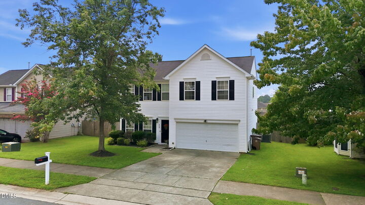 Property Photo: 809 Stackhurst Way NC 27587