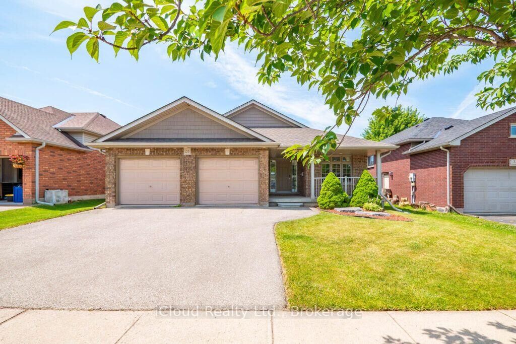 Property Photo: 28 Osborn Avenue ON N3T 6R1