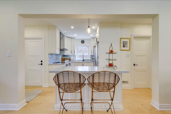 Property Photo: 2257 Lawrence Avenue W ON M9P 2A4