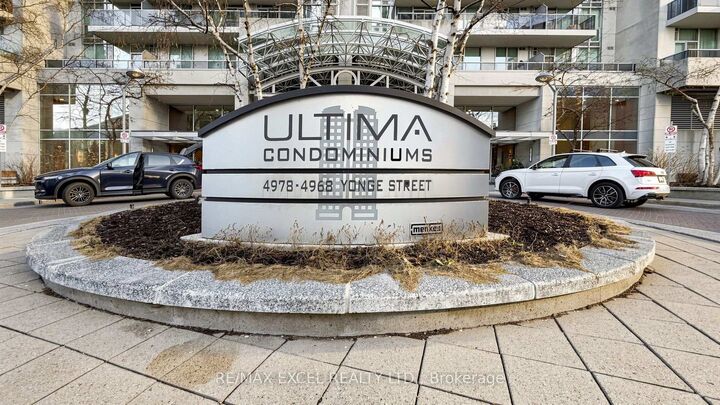 Property Photo: 4978 Yonge Street 2009 ON M2N 7G8