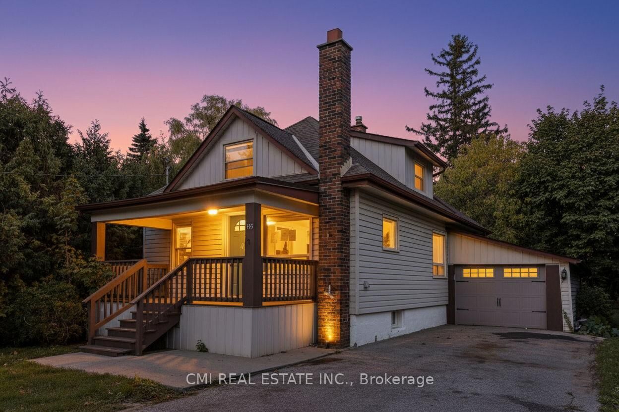 Property Photo:  153 Clarence Street  ON L4L 1L4 