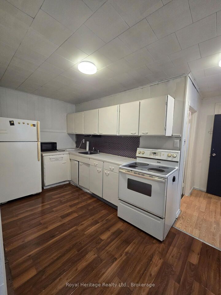 Property Photo:  104 Centre Street N  ON L1G 4B8 