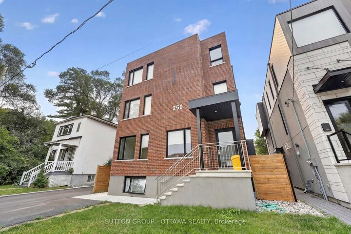 Property Photo: 250 Ferland Street 5 ON K1L 7T6