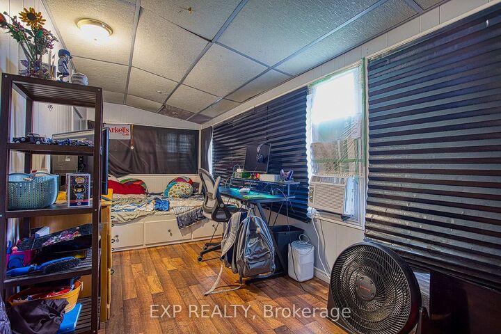 Property Photo: 139 Glassco Avenue N ON L8H 6A1