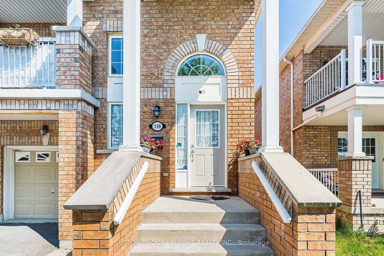 Property Photo: 139 Oceanpearl Crescent ON L1N 0C7
