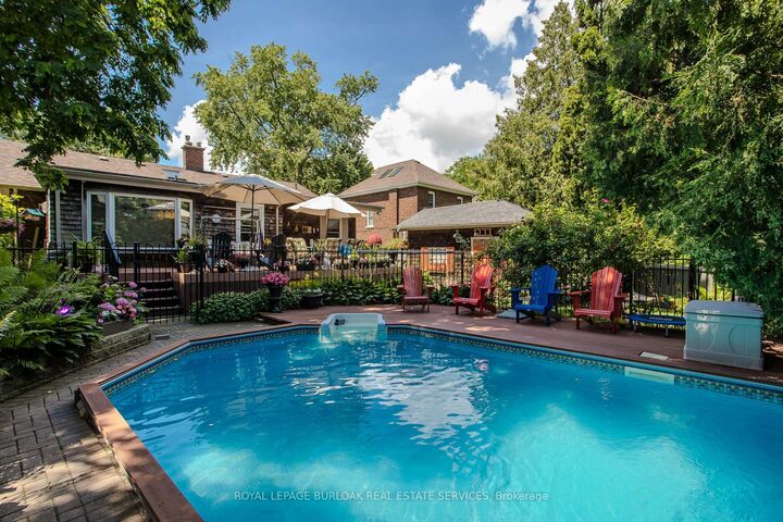 Property Photo: 569 Locust Street ON L7S 1V7