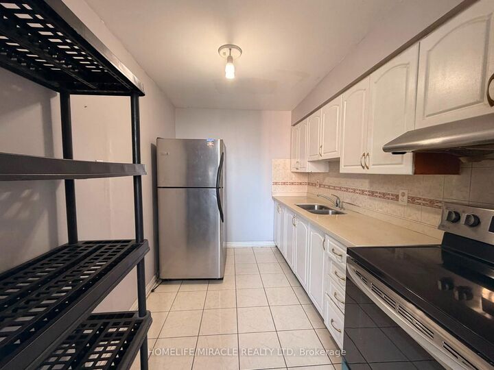 Property Photo:  100 Dundalk Drive 916  ON M1P 4V2 