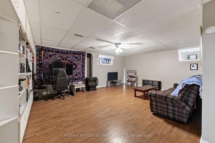 Property Photo: 185 Dominion Street N ON K0C 1A0