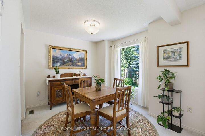 Property Photo:  117 Bournemouth Drive  ON N5V 4T1 