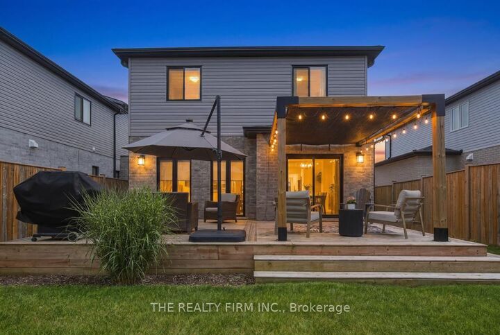 Property Photo: 1316 Twilite Boulevard ON N6G 0X8