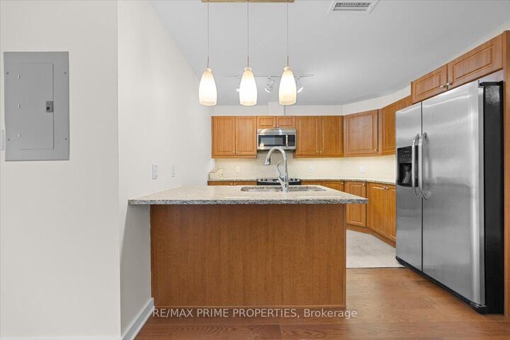 Photo de la propriété:  310 Centrum Boulevard 506  ON K1E 0A3 