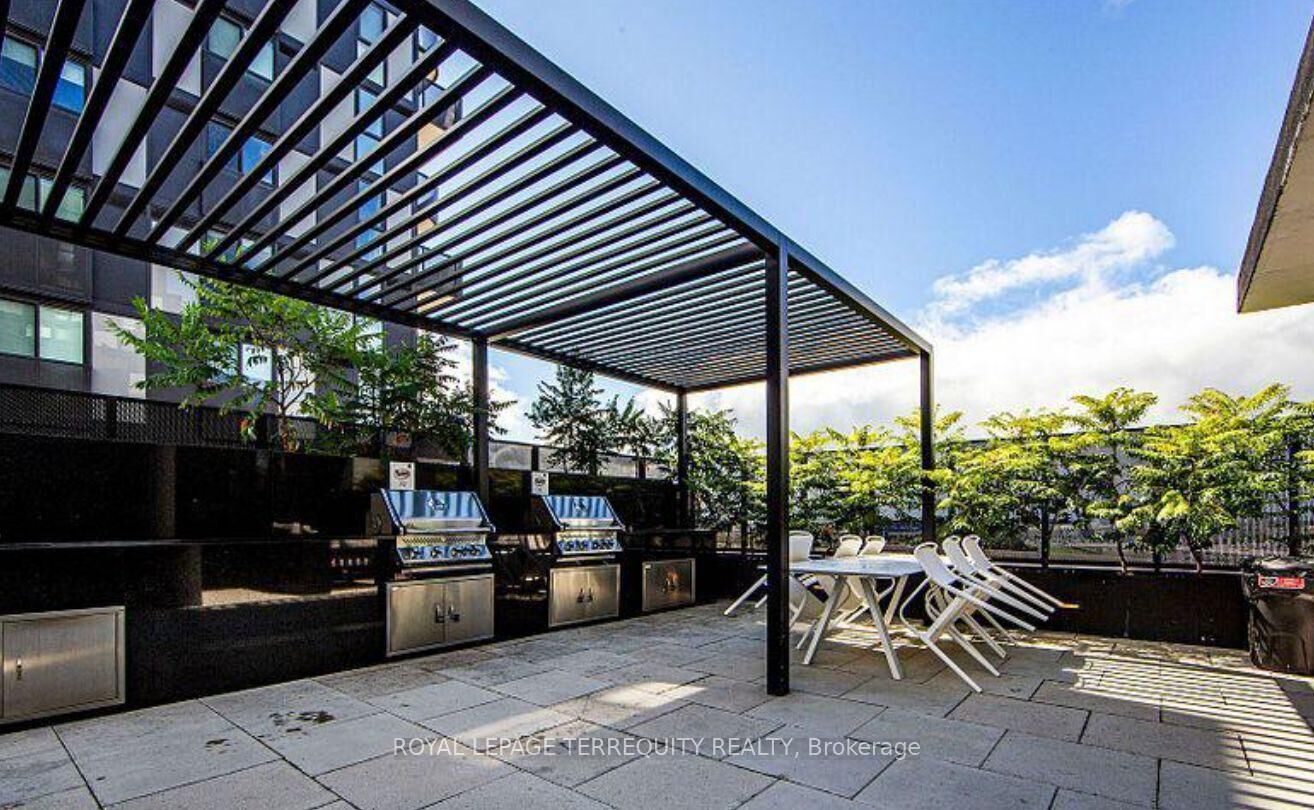Property Photo: 30 Tretti Way 720 ON M3H 0E3