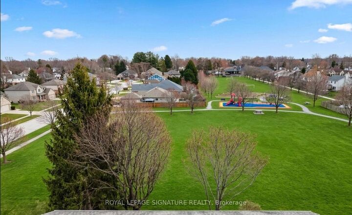 Property Photo:  25 Meadowvale Drive 3  ON L0S 1E4 