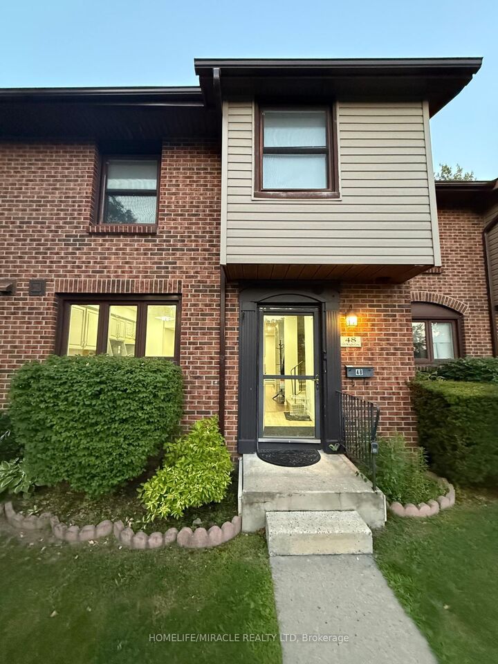 Property Photo: 115 Wright Crescent 48 ON K7L 4T8