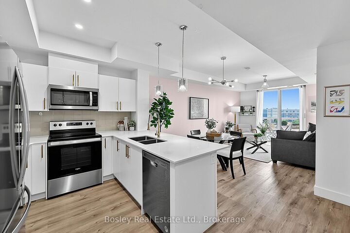 4 Kimberly Lane 404 — photo 1