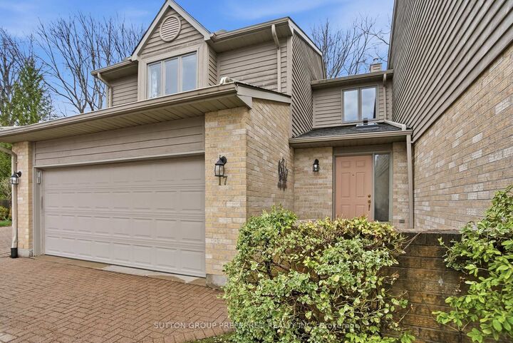 Property Photo: 1500 Richmond Street 17 ON N6G 4T8
