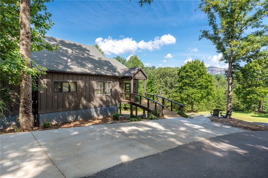 Property Photo: 109 Bumsa Place SC 29671