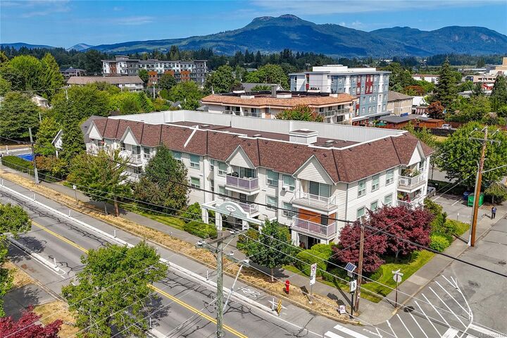 Property Photo: 273 Coronation Ave #207 BC V9L 2T1