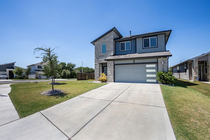 Property Photo: 2100 Tucker Lane TX 78754