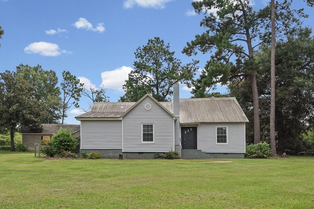 Property Photo: 1114 Baker Avenue GA 31707