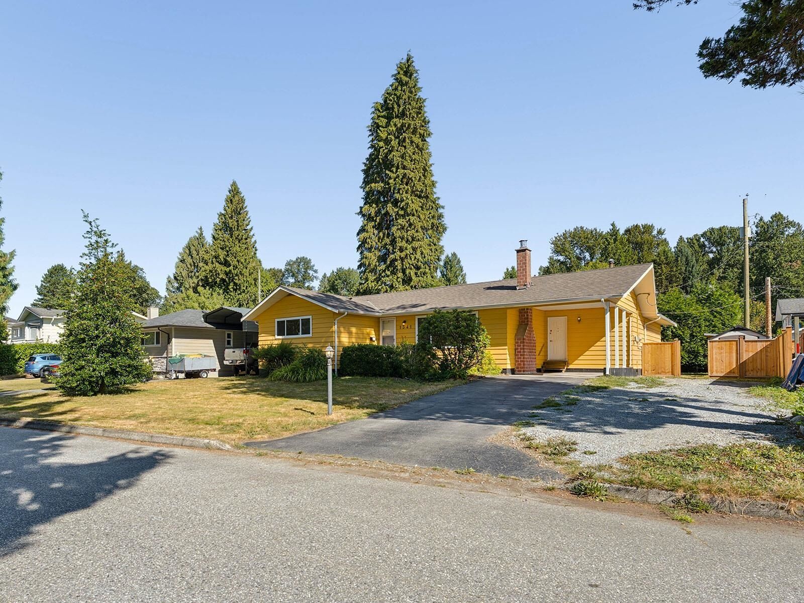 Property Photo: 1341 Barberry Drive BC V3B 1G2