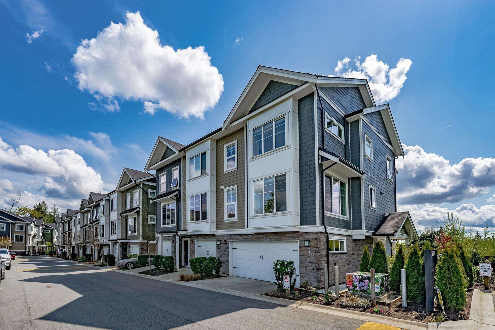 Property Photo: 21150 76A Avenue 28 BC V2Y 0V9