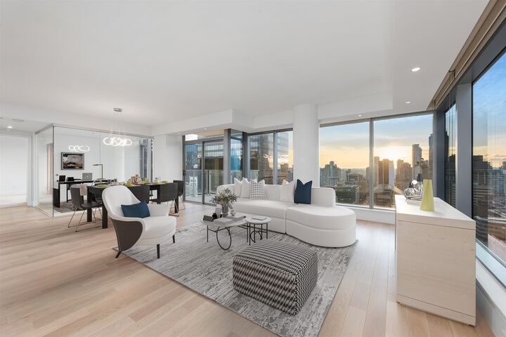 667 Howe Street 2301 — photo 1