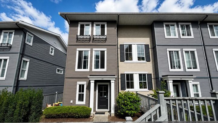 10735 84 Avenue 32 — photo 1