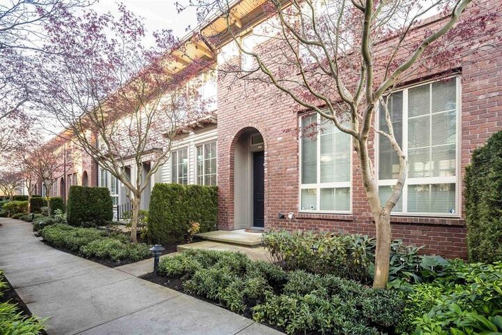 16260 23A Avenue 27 — photo 1