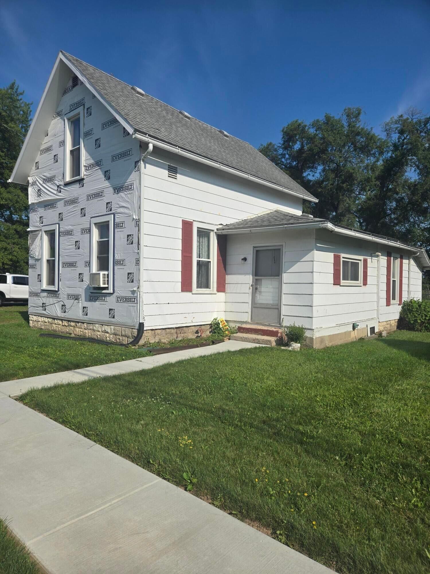 Property Photo: 19078 Main Street OH 43007