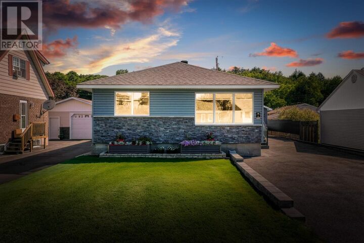 Property Photo: 9 Stevens Rd ON P5A 1M2