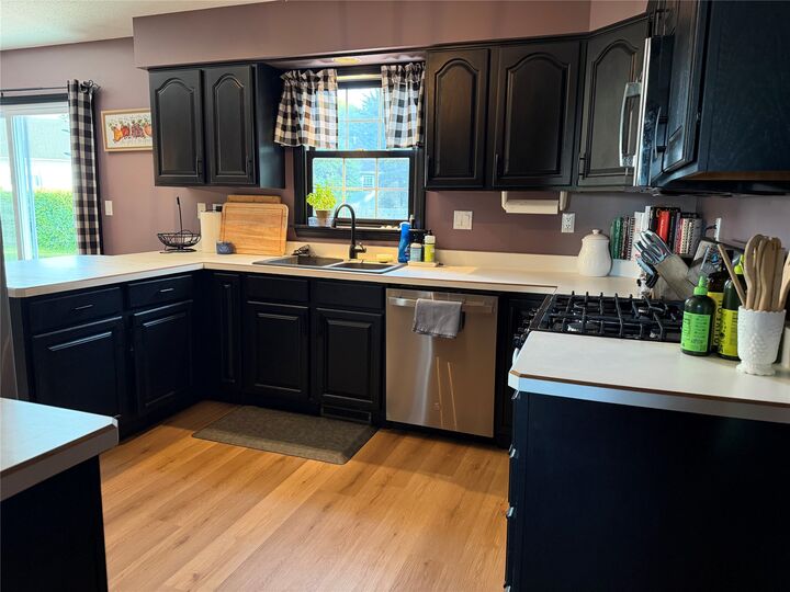 Property Photo: 2232 Foxwood Drive PA 16510