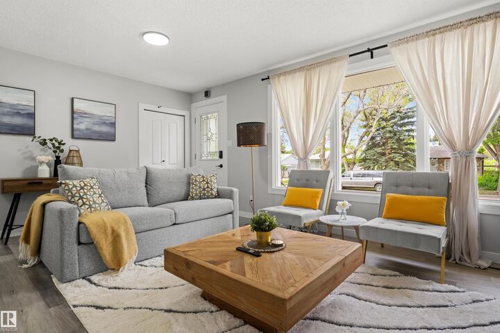 Property Photo: 4001 113 Avenue NW AB T5W 0R2