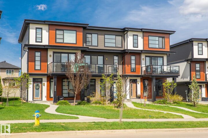 Property Photo:  8282 Chappelle Way SW  AB T6W 3Y5 