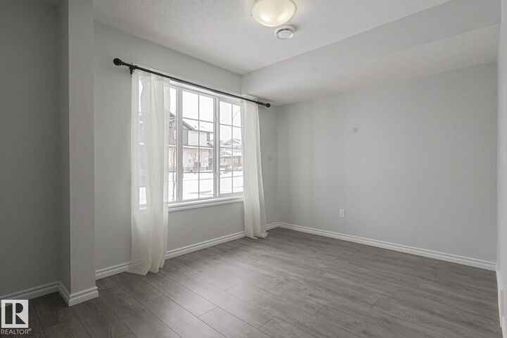 Property Photo: 20 Augustine Crescent 31 AB T8H 0Z8
