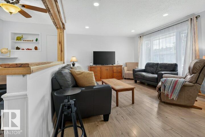 Property Photo: 17 Starling Drive AB T8A 0A6