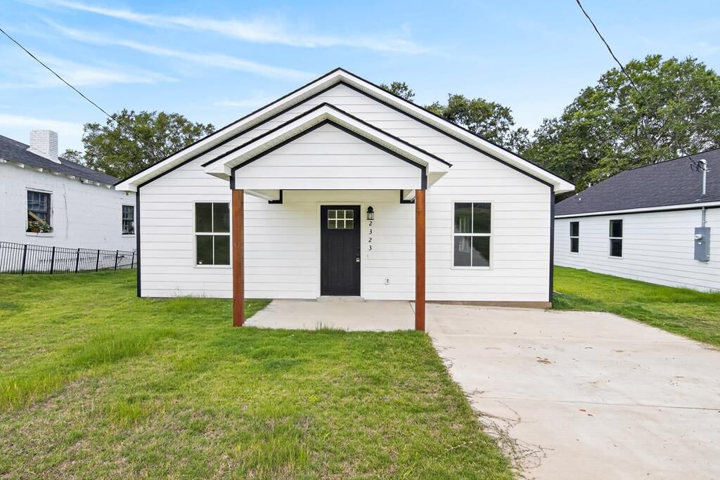 Property Photo:  2325 Schatulga Road  GA 31907 