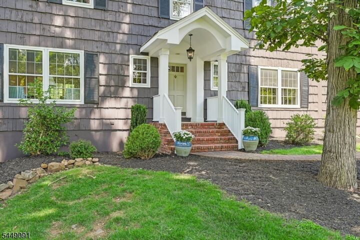 Property Photo:  15 Byron Rd  NJ 07006 