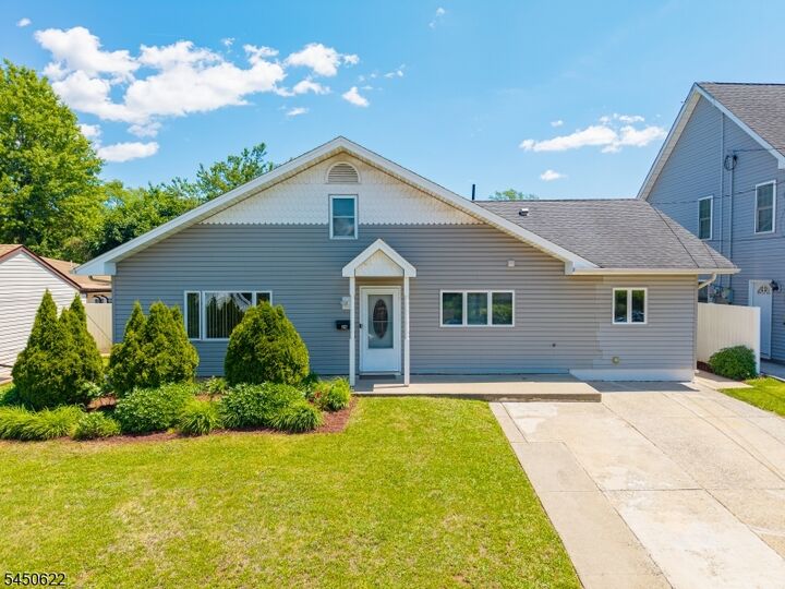 Property Photo: 24 Winthrop Rd NJ 08817