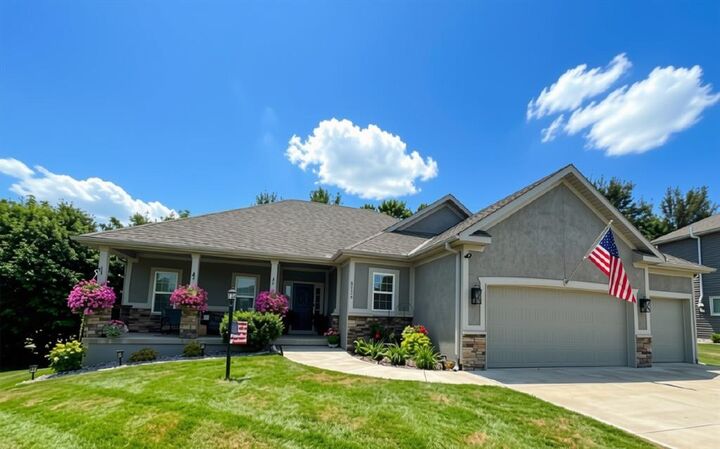Property Photo:  4116 Autumn Ridge Court  MO 64505 